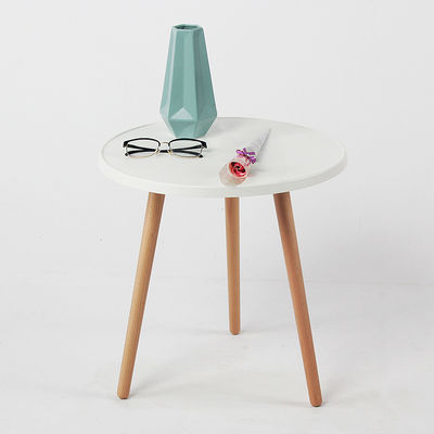 Mesa de café de madera y acero La adición perfecta a su sala de estar moderna