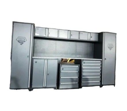 Cabinet de pared de garaje opcional para organizar herramientas y piezas en el taller