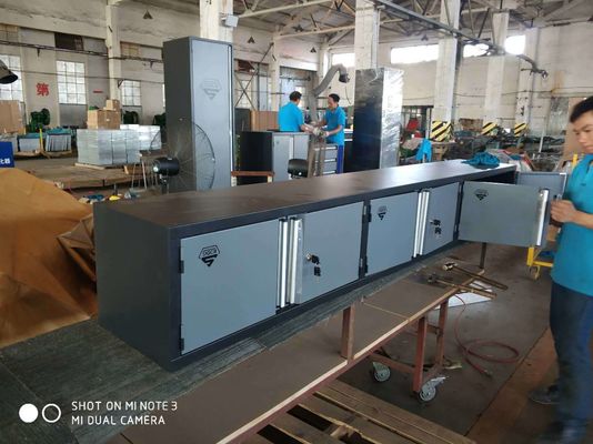 Sistema modular de 4 puertas para almacenamiento de garaje en garajes mecánicos