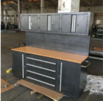 Cuadro de herramientas de acero profesional con mangos y ruedas de aluminio incluidos